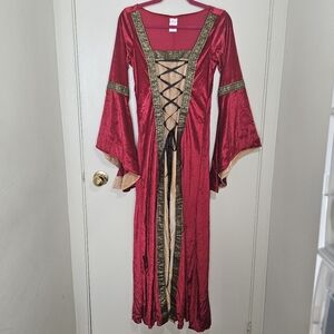 Womens red/gold renaissance dress. Halloween/dress-up. New w/o tags. Size s & xl